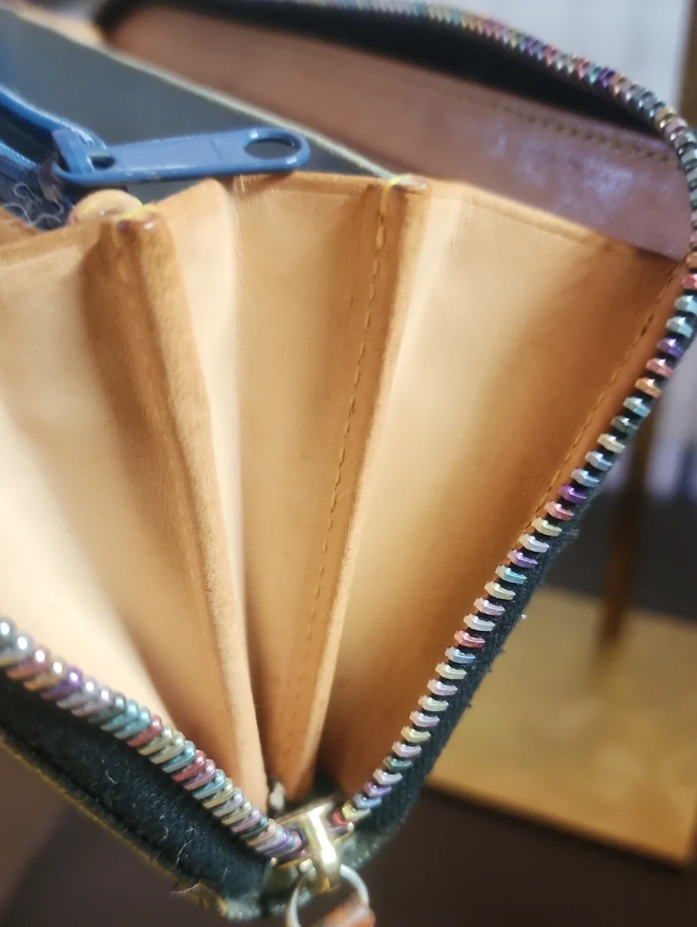 Dooney & Bourke dooney full